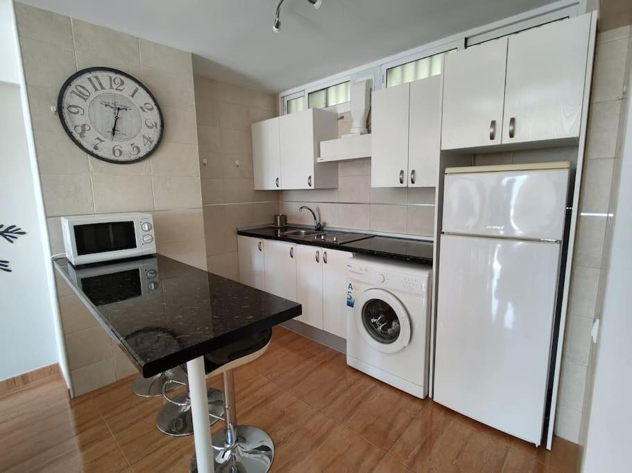 Piscis Beach Apartment Benalmádena Buitenkant foto